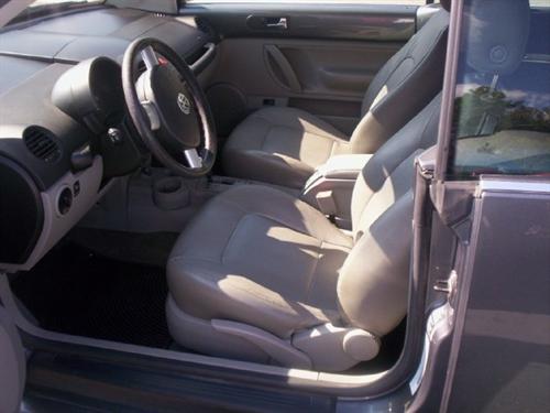 Volkswagen New Beetle 2004 photo 4