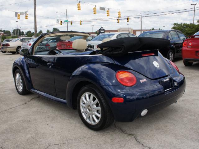 Volkswagen New Beetle 2004 photo 3