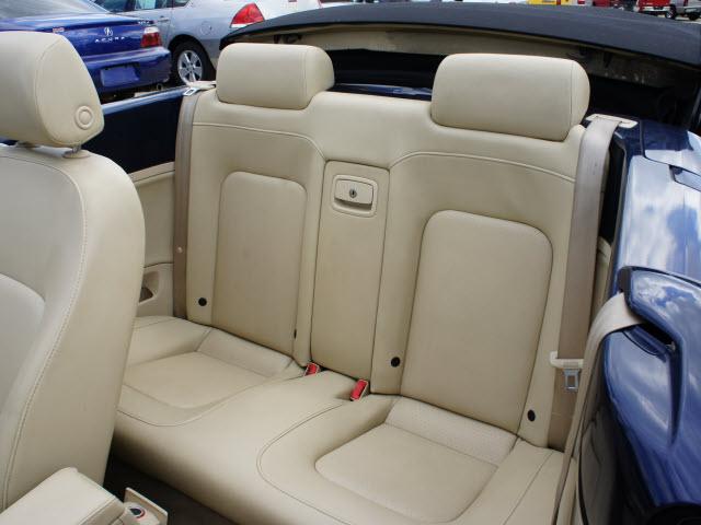 Volkswagen New Beetle 2004 photo 5