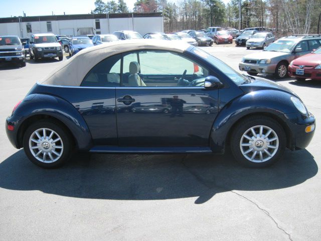 Volkswagen New Beetle 2004 photo 3