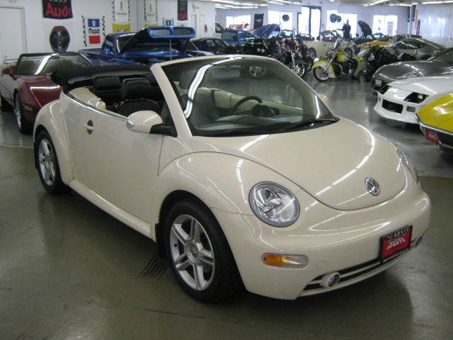 Volkswagen New Beetle 2004 photo 3