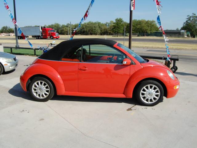 Volkswagen New Beetle 2004 photo 5