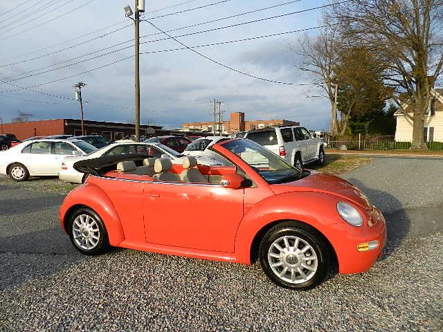 Volkswagen New Beetle 2004 GMC 1500 SLE Convertible