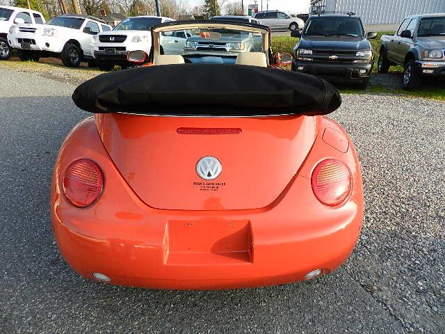 Volkswagen New Beetle 2004 photo 3
