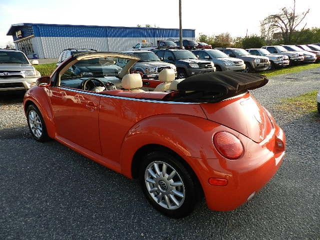 Volkswagen New Beetle 2004 photo 5