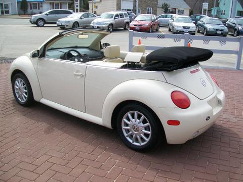 Volkswagen New Beetle 2004 photo 2