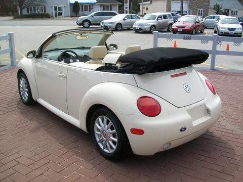 Volkswagen New Beetle 2004 photo 3