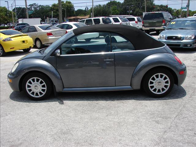 Volkswagen New Beetle 2004 photo 5