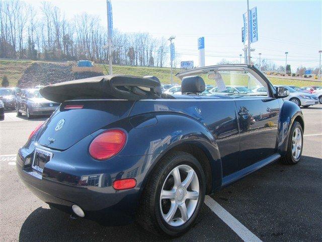 Volkswagen New Beetle 2004 photo 2