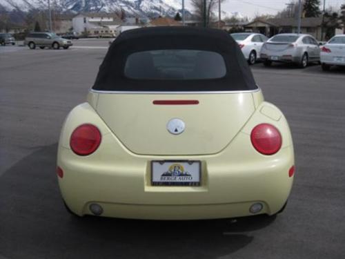Volkswagen New Beetle 2004 photo 1
