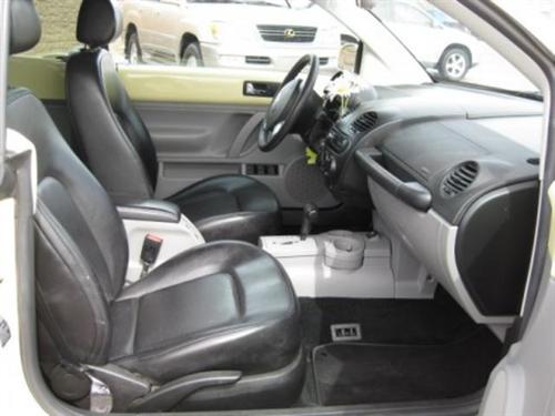 Volkswagen New Beetle 2004 photo 2