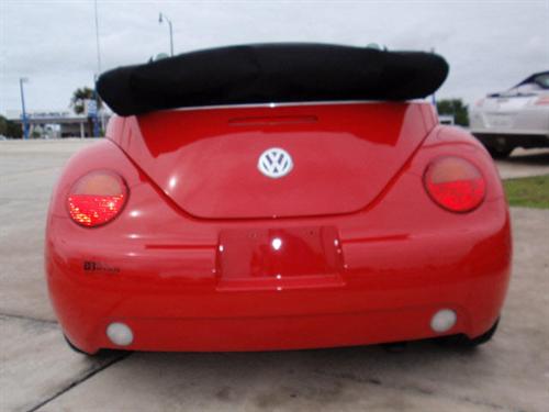 Volkswagen New Beetle FWD 4dr Sport Other