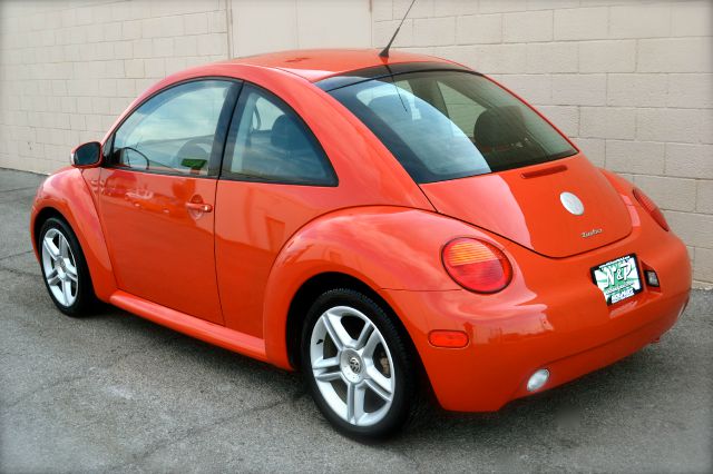 Volkswagen New Beetle Sport 4X4 EXT CAB Hatchback