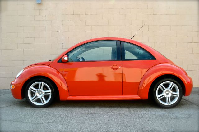 Volkswagen New Beetle 2004 photo 3