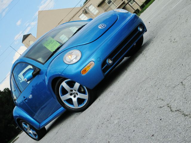 Volkswagen New Beetle 2004 photo 3