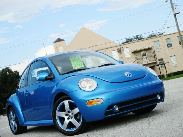Volkswagen New Beetle 2004 photo 4