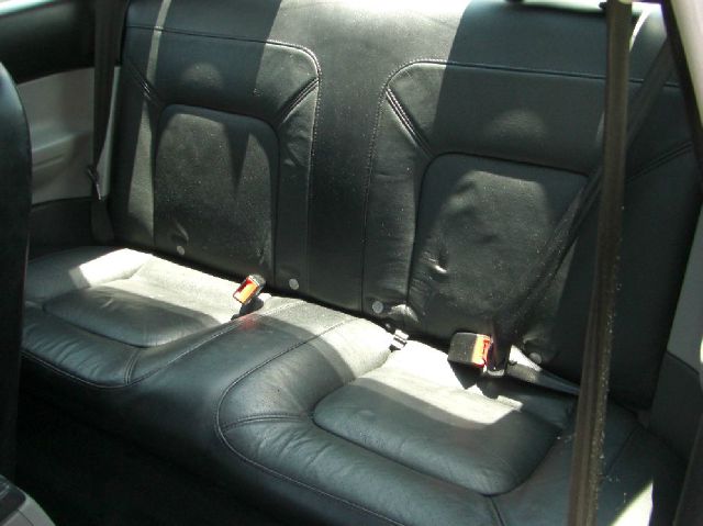 Volkswagen New Beetle 2004 photo 14