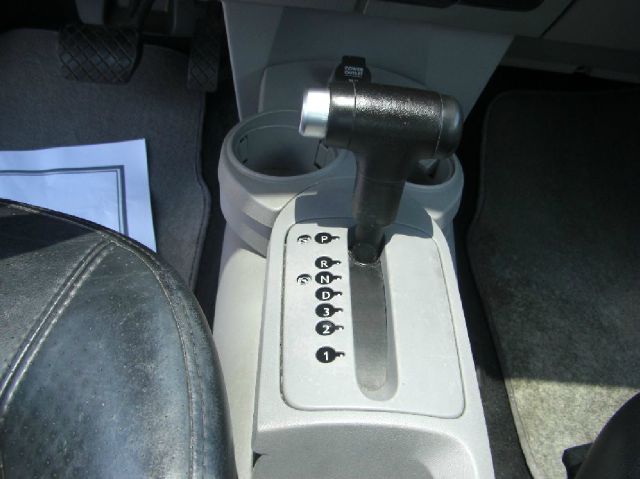 Volkswagen New Beetle 2004 photo 16