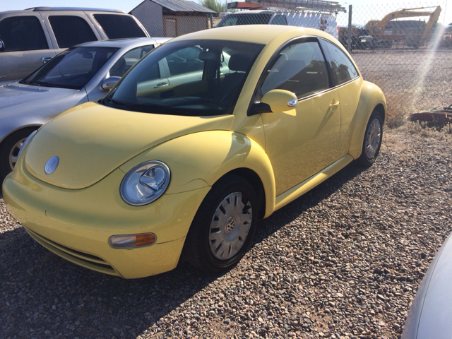 Volkswagen New Beetle 2004 photo 2