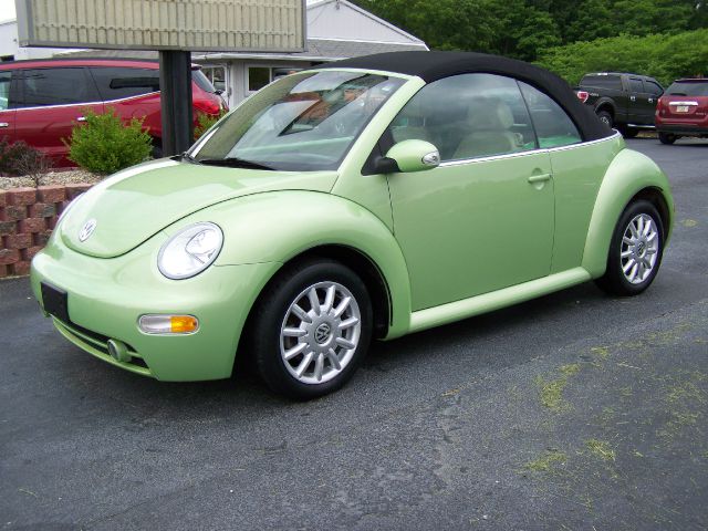 Volkswagen New Beetle 2004 photo 3