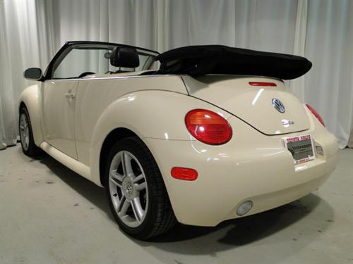 Volkswagen New Beetle 2004 photo 5