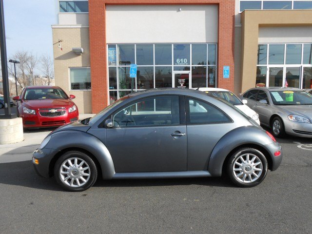 Volkswagen New Beetle 2004 photo 2