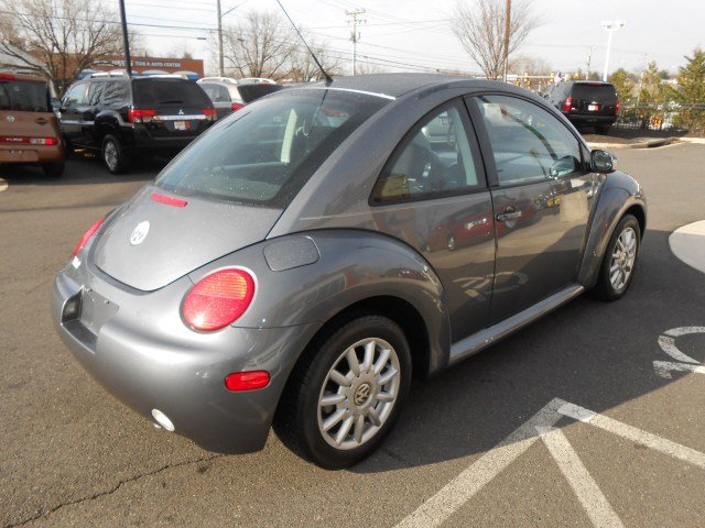 Volkswagen New Beetle 2004 photo 3