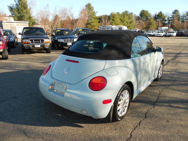 Volkswagen New Beetle 2004 photo 3