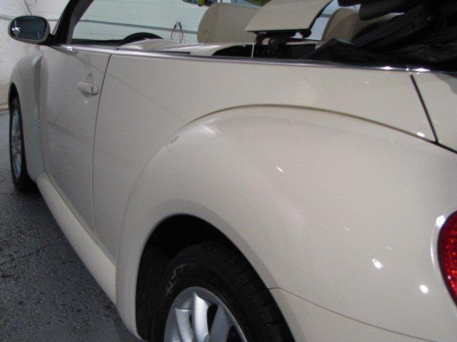 Volkswagen New Beetle 2004 photo 5