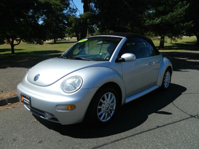 Volkswagen New Beetle 2004 photo 4