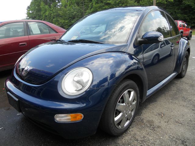 Volkswagen New Beetle 2004 photo 4