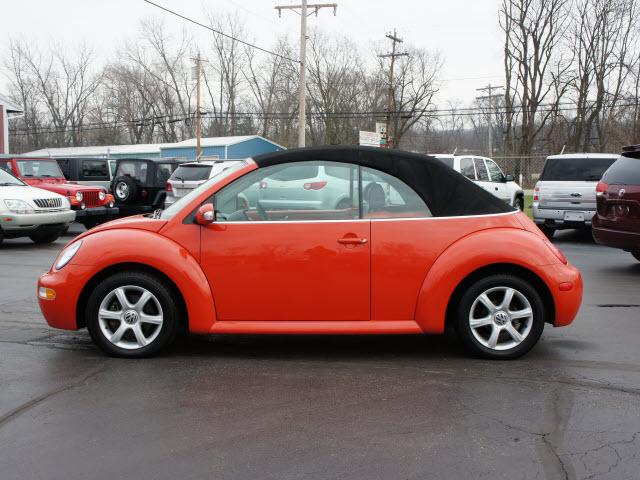 Volkswagen New Beetle 2004 photo 2