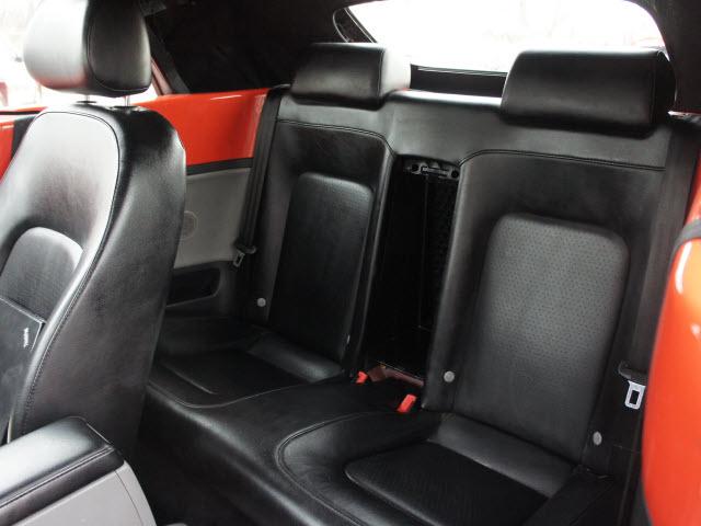 Volkswagen New Beetle 2004 photo 4