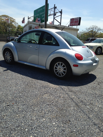 Volkswagen New Beetle 2004 photo 3