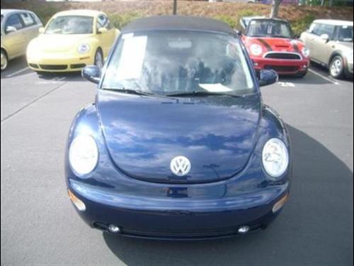 Volkswagen New Beetle FWD 4dr Sport Other