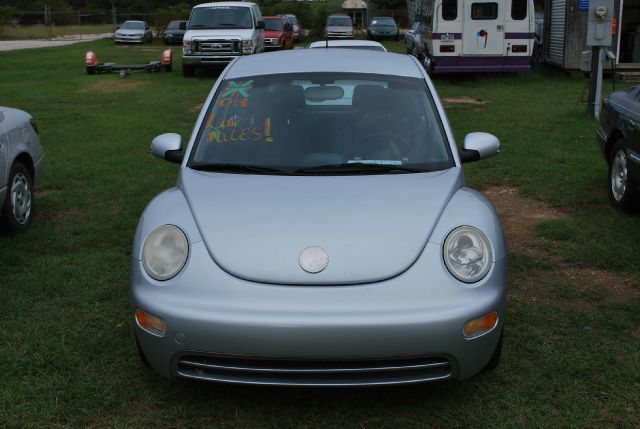 Volkswagen New Beetle 2004 photo 4