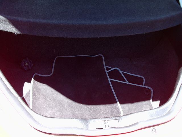 Volkswagen New Beetle 2004 photo 12