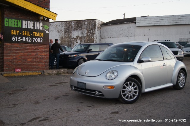 Volkswagen New Beetle 2005 photo 1