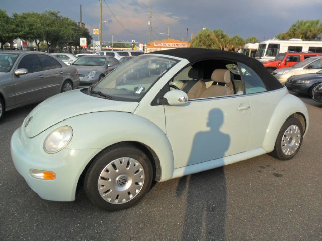 Volkswagen New Beetle 2005 photo 3