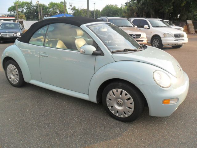 Volkswagen New Beetle 2005 photo 4