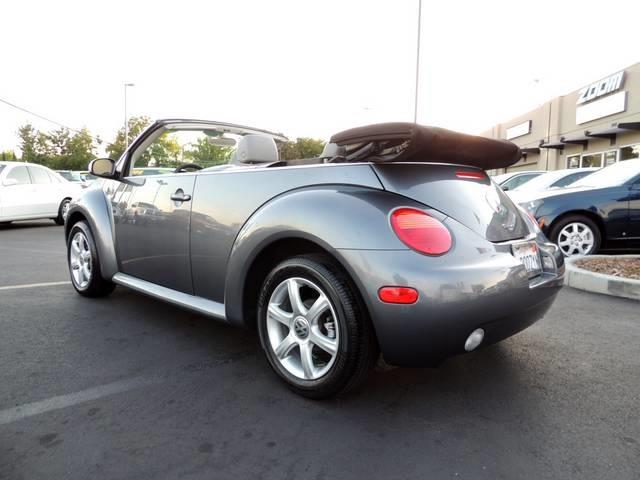 Volkswagen New Beetle 2005 photo 4