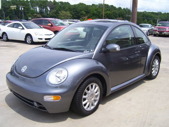 Volkswagen New Beetle 2005 photo 1