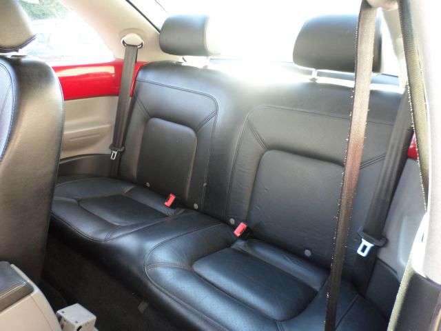 Volkswagen New Beetle King Cab 4WD Hatchback