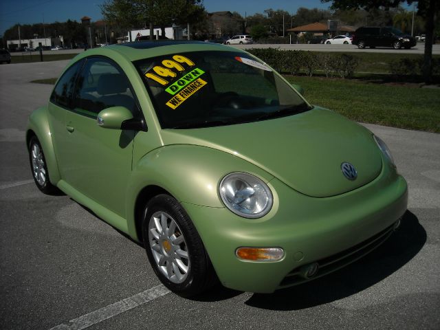 Volkswagen New Beetle 2005 photo 4