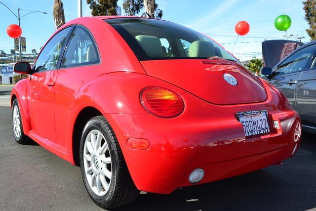 Volkswagen New Beetle 2005 photo 3