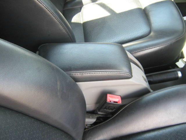 Volkswagen New Beetle 2005 photo 13