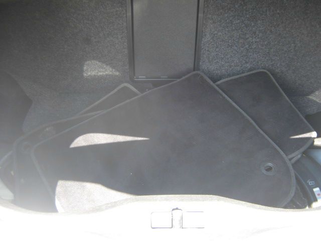 Volkswagen New Beetle 2005 photo 14