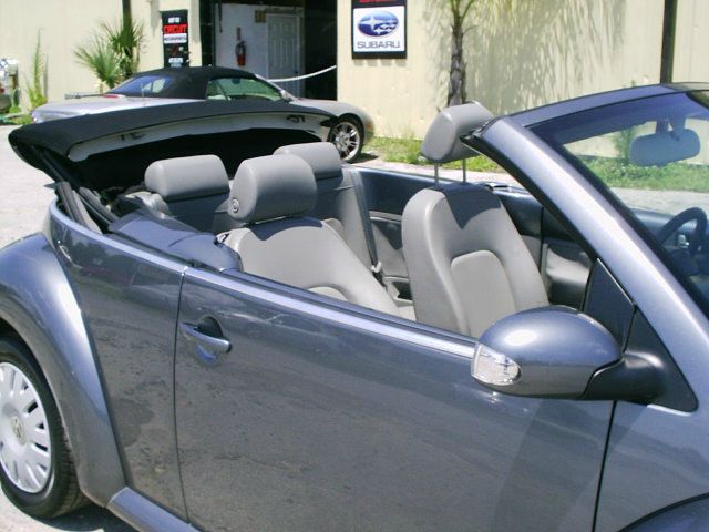 Volkswagen New Beetle ZX4 SE Sedan Convertible