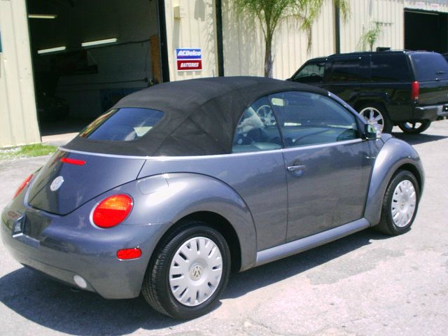 Volkswagen New Beetle 2005 photo 7