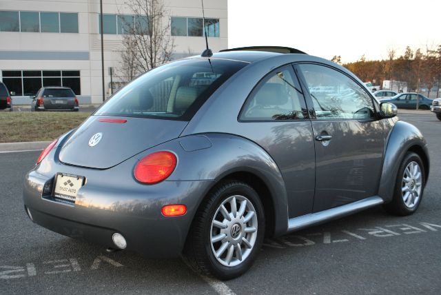 Volkswagen New Beetle 143.5 LTZ Coupe